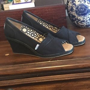 Toms Wedges. Worn 2-3 times